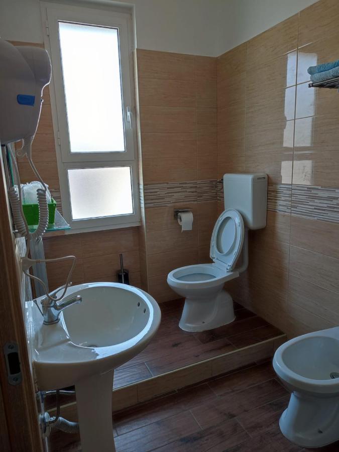Alo Alo Albergo Casteggio Dış mekan fotoğraf